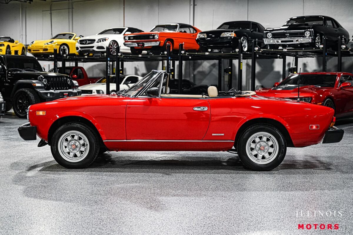 1984 Fiat Pininfarina Azzurra Spider 2000 - photo 2