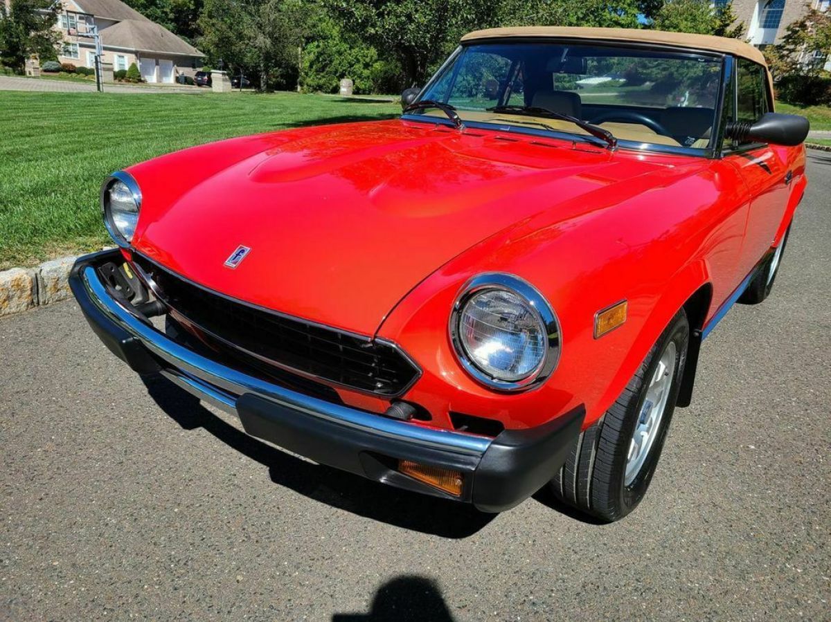 1983 Fiat 124 Spider - photo 4