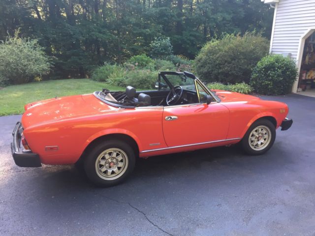 1984 Fiat 124 Spider Pininfarina Azzurra - photo 3