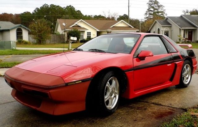 1984 Pontiac Fiero - photo 10