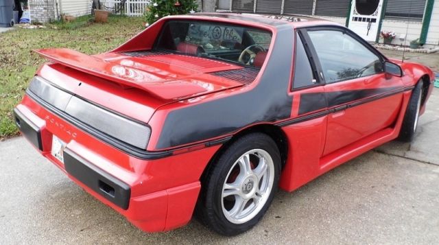 1984 Pontiac Fiero - photo 7