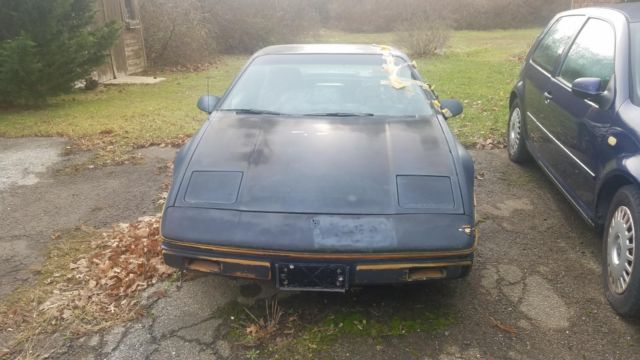 1984 Pontiac Fiero - photo 4