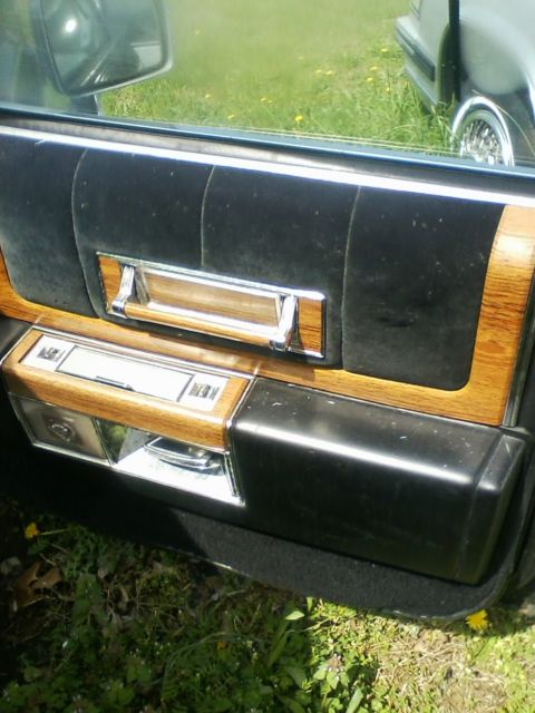 1984 Cadillac Fleetwood - photo 11