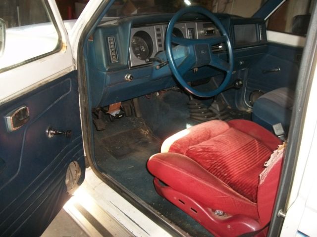 1984 Ford Bronco ll - photo 6