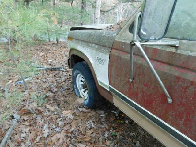 1984 Ford Bronco XLT - photo 12