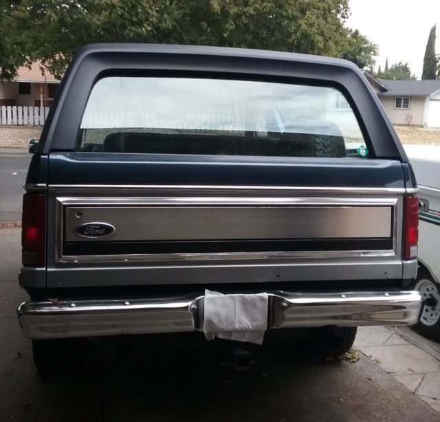 1984 Ford Bronco XLT - photo 2