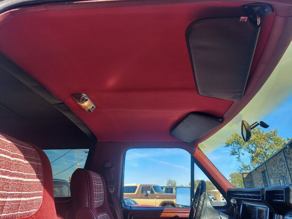 1984 Ford Bronco - photo 8