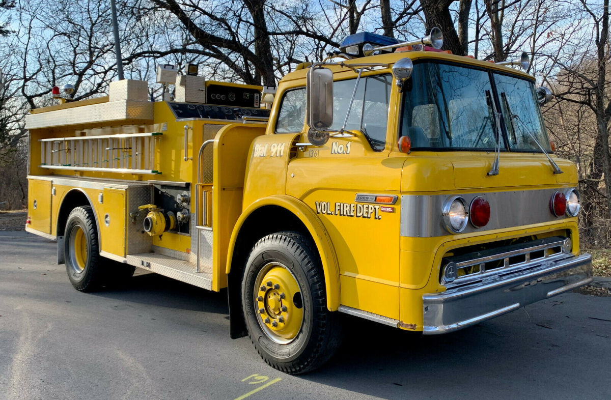 1984 Ford C8000 Fire-Truck 1984 Ford Other