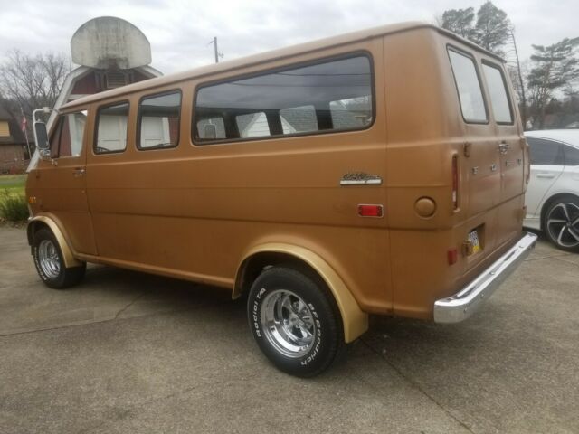 1974 Ford E-Series Van - photo 2