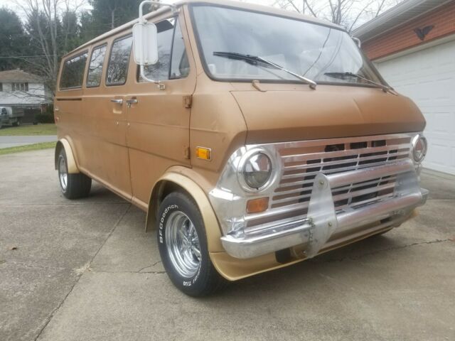 1974 Ford E-Series Van - photo 8