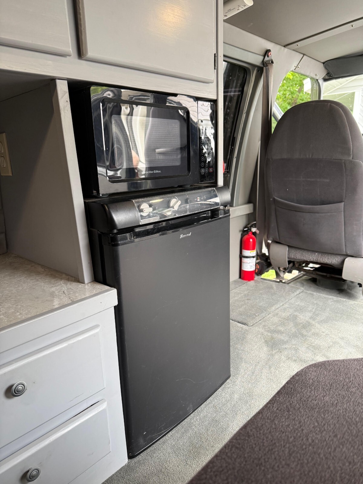 1984 Ford E-Series Van - photo 11