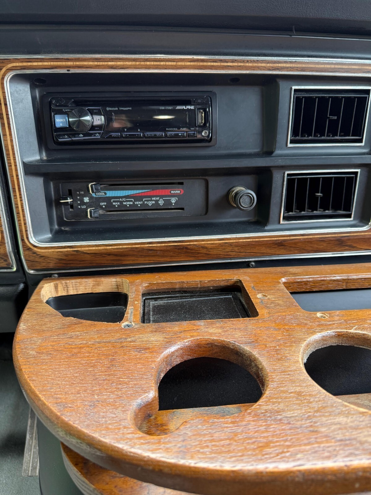 1984 Ford E-Series Van - photo 13