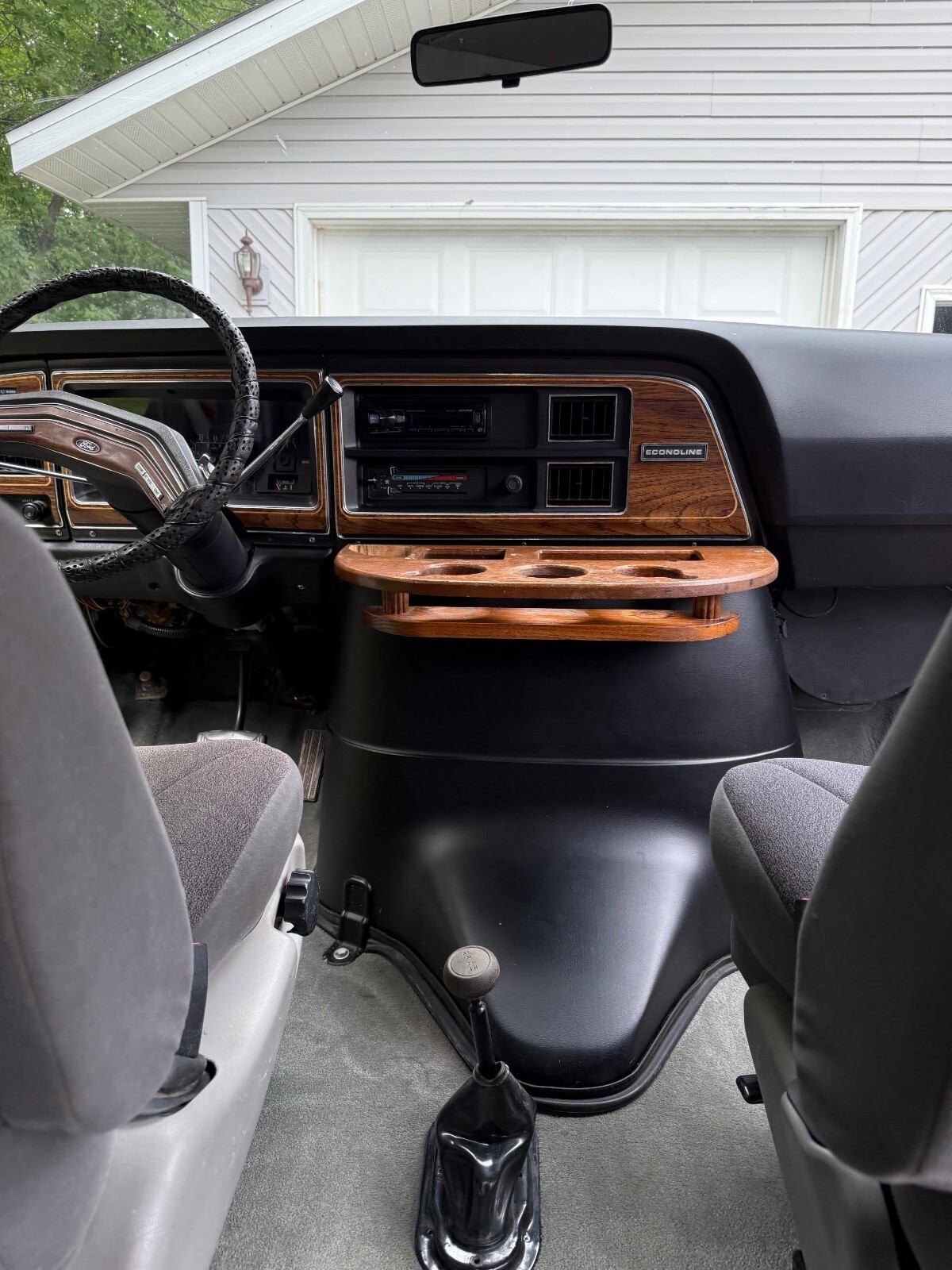 1984 Ford E-Series Van - photo 7