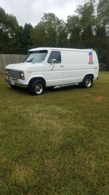1984 Ford Econoline Van shorty 1984 Ford E-Series Van Cargo