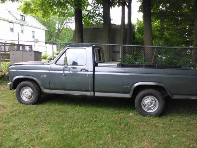 1984 Ford F-150 - photo 4