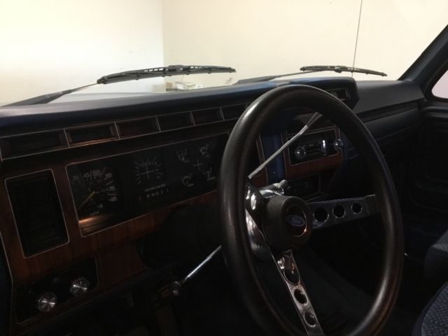1984 Ford F-150 XLT - photo 7