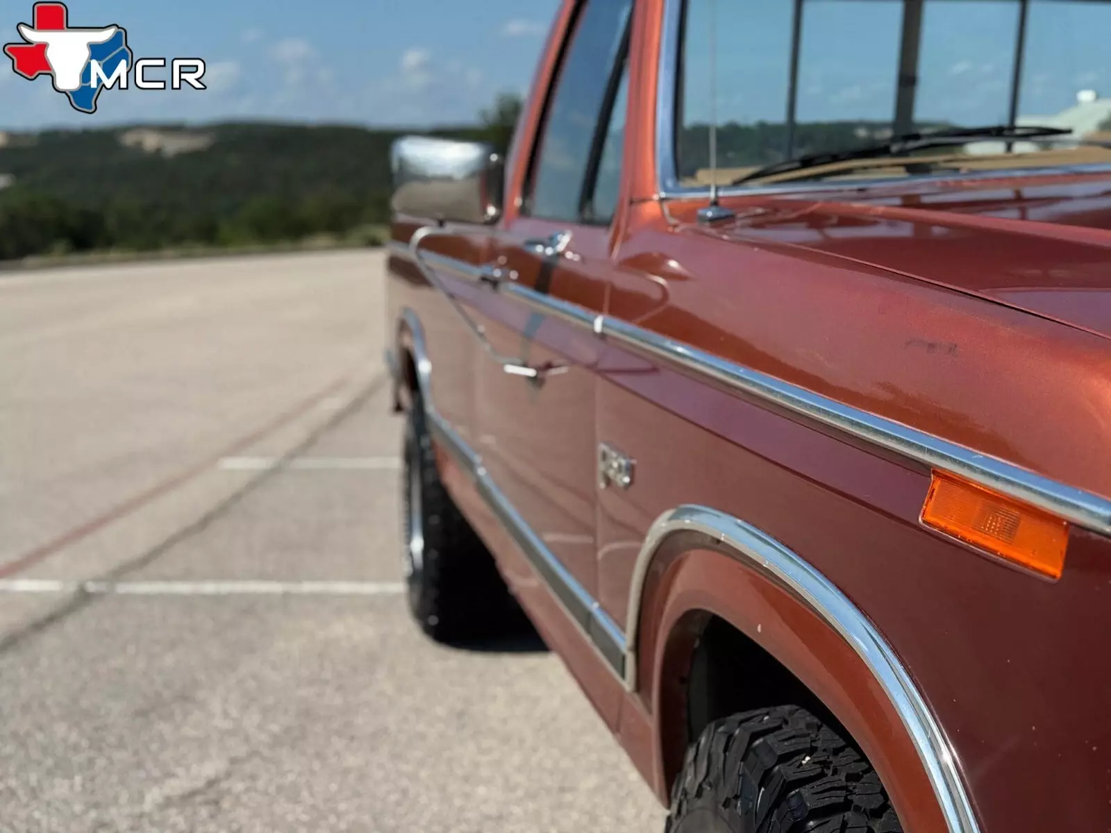 1984 Ford F-150 4x4 - Manual - Single Cab - Classic Truck - photo 10