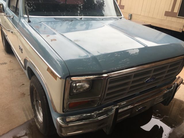 1984 Ford F-150 XL Standard Cab Pickup 2-Door - photo 5