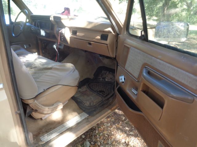 1984 Ford F-150 - photo 8