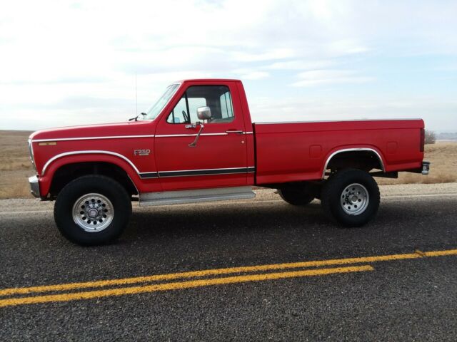 1984 Ford F-250 XL - photo 3