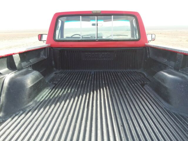 1984 Ford F-250 XL - photo 6