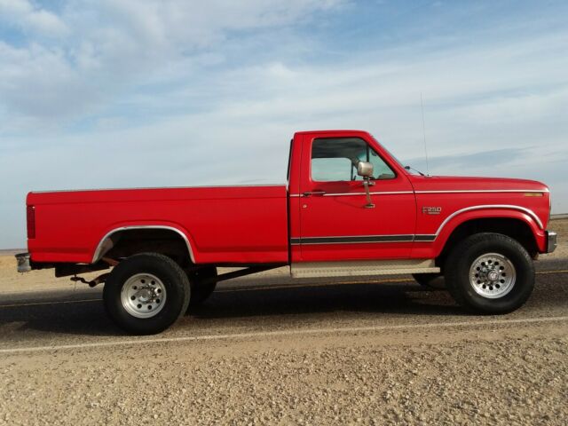 1984 Ford F-250 XL - photo 8