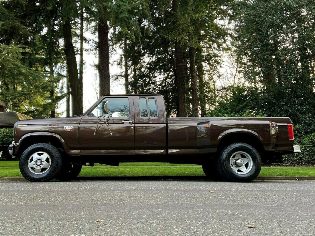 1984 Ford F-350 4x4 Extra Cab Dually 2dr 7.5L 460 V8 Only 33k Orig Miles 1-Owner 1984 Ford F-350 XLT Lariat