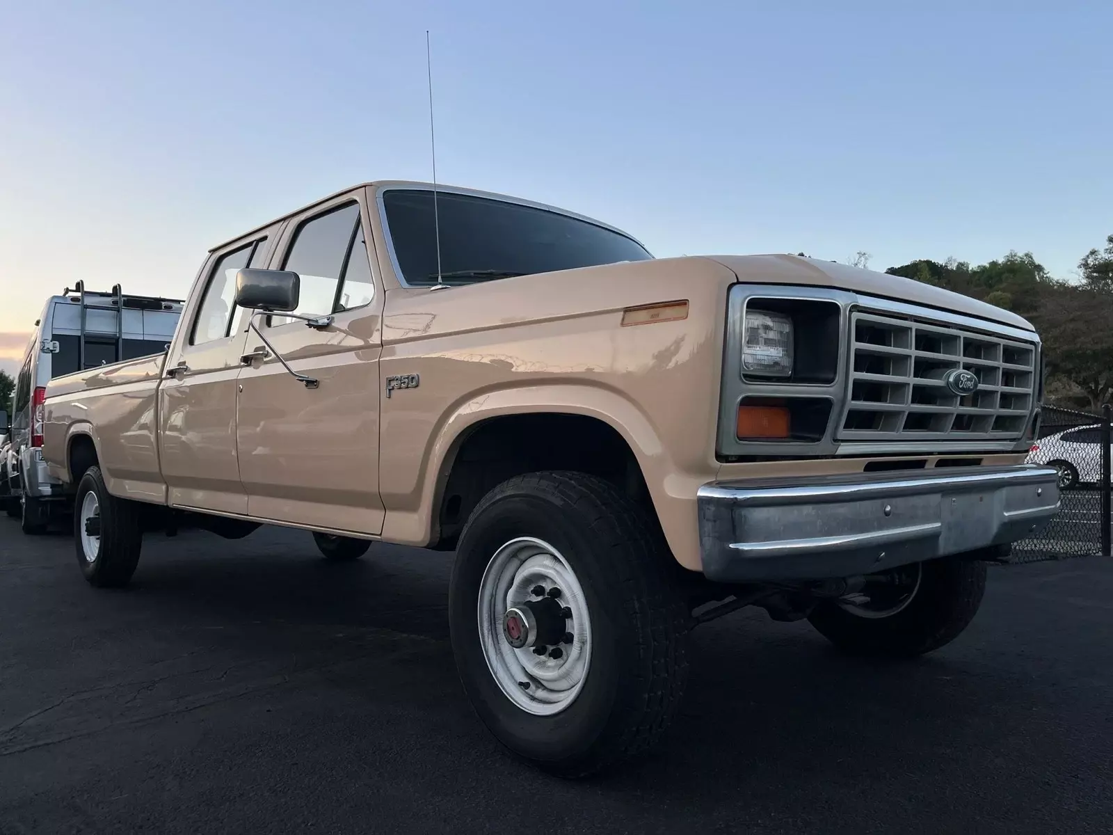 1984 Ford F-350