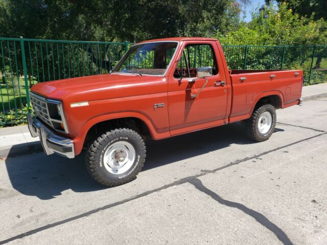 1984 ford f150 short bed v8 351 4x4 automatic rare original barn truck patina 1984 Ford F-150