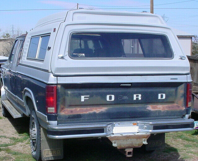 1984 Ford F-250 XL - photo 4