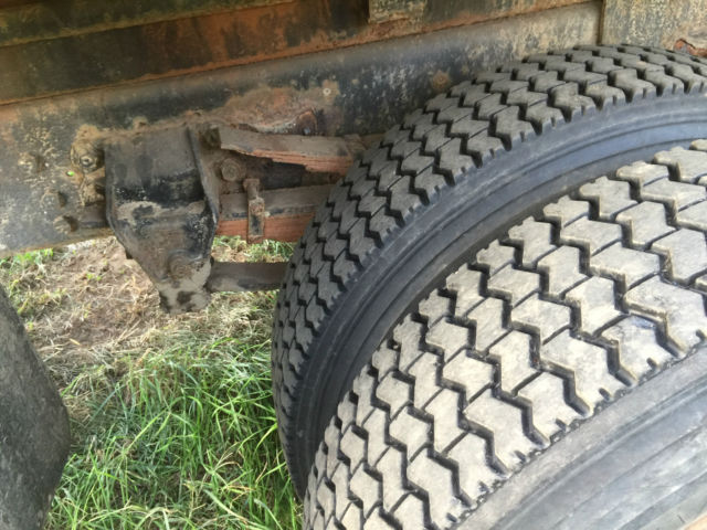 1984 Ford Other Base Straight Truck - Medium Conventional - photo 6