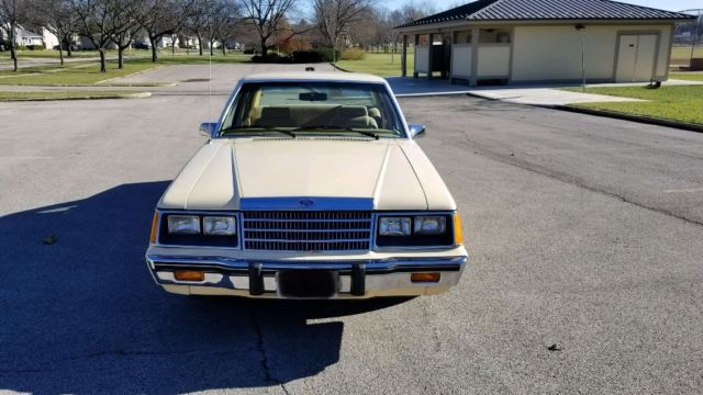 1984 Ford LTD Brougham - photo 3