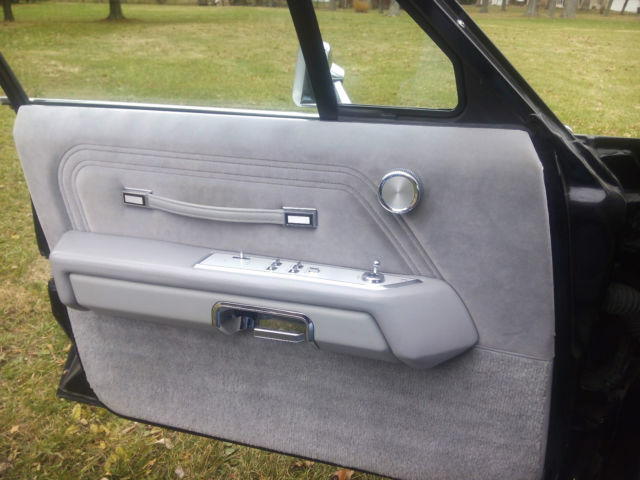 1984 Ford Crown Victoria - photo 9