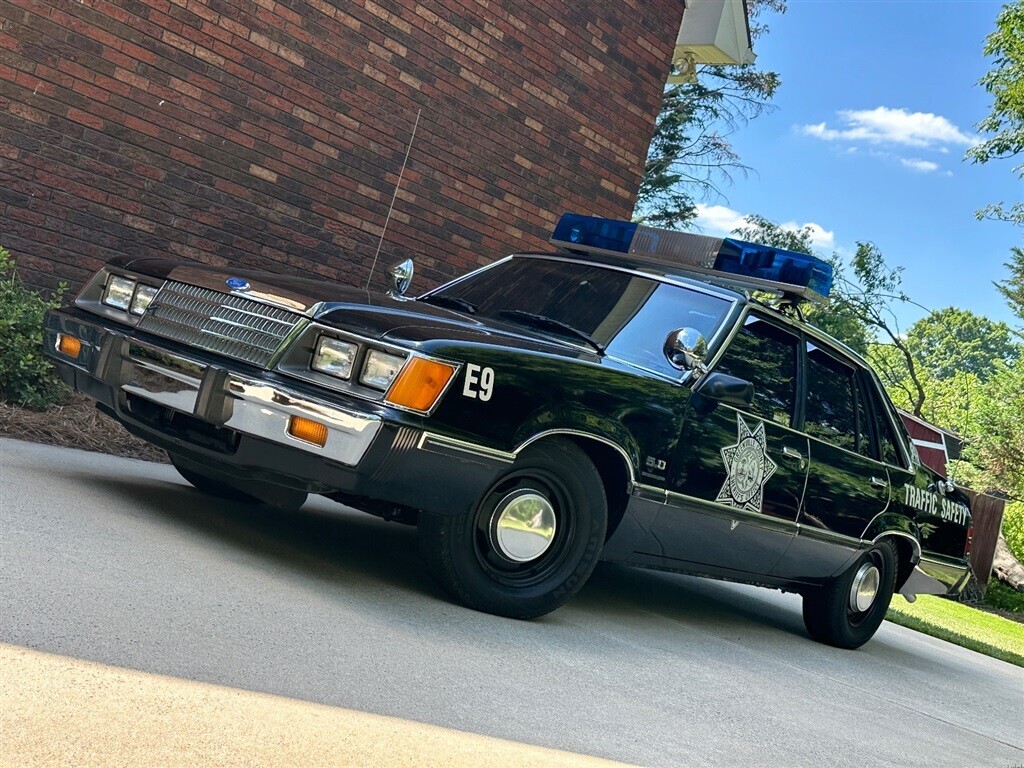 1984 Ford LTD Patrol - photo 3