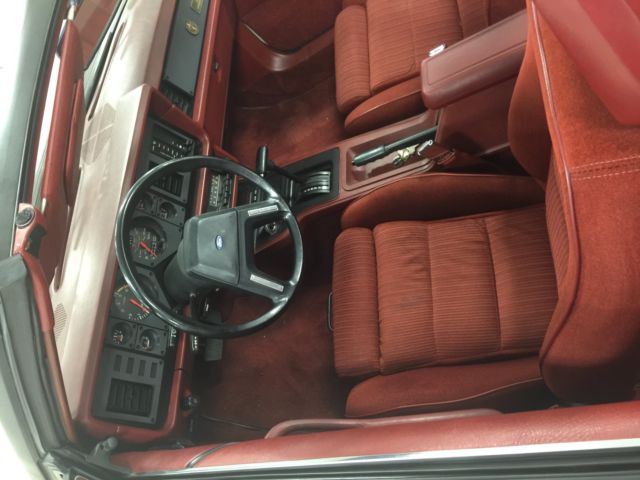 1984 Ford Mustang - photo 4