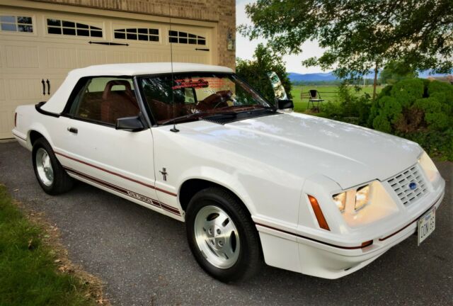 1984 Ford Mustang Specific 20th. Anniversary Trim - photo 7