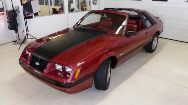 1984 Ford Mustang GT - photo 7