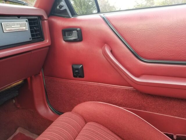 1984 Ford Mustang - photo 12