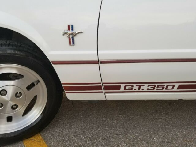 1984 Ford Mustang - photo 2