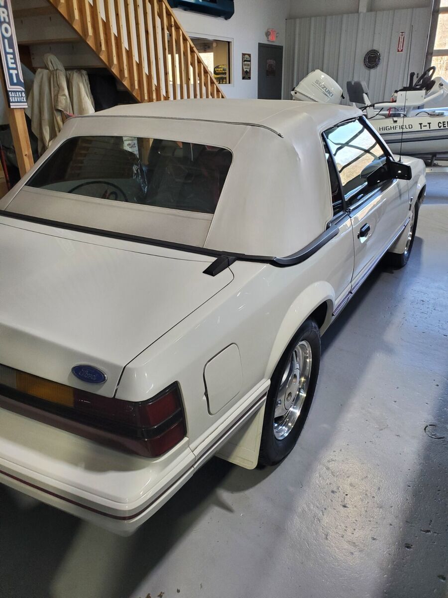 1984 Ford Mustang GLX - photo 13