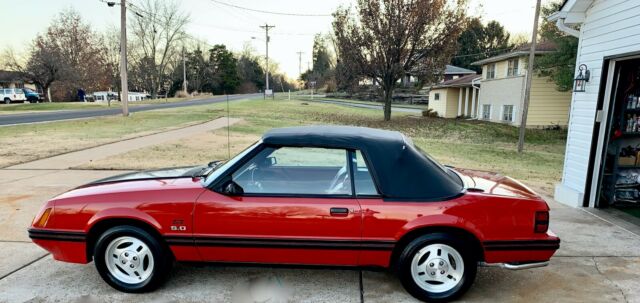 1984 Ford Mustang G.T - photo 13