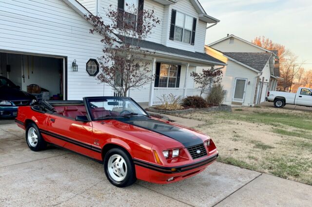 1984 Ford Mustang G.T - photo 2