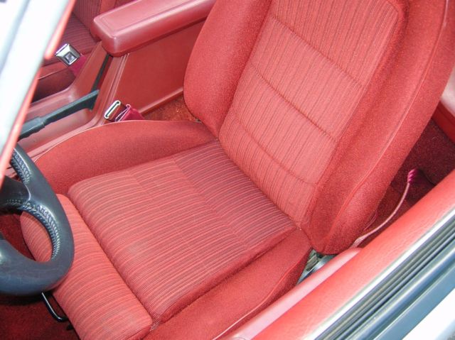 1984 Ford Mustang GT - photo 11