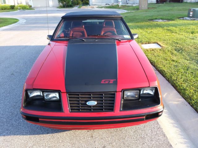 1984 Ford Mustang GT Convertible - photo 3
