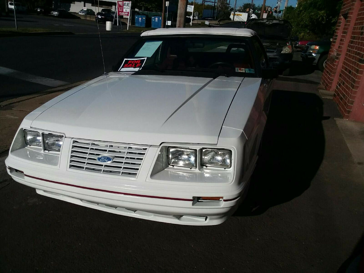 1984 Ford Mustang - photo 4