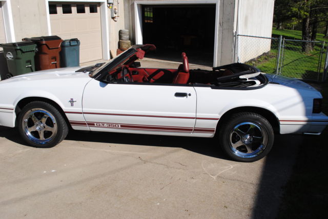 1984 Ford Mustang - photo 2