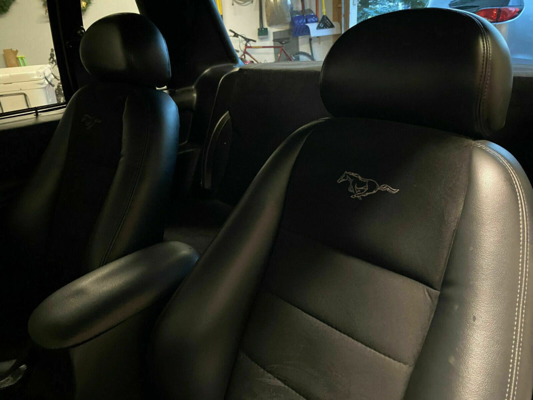 1984 Ford Mustang L - photo 12
