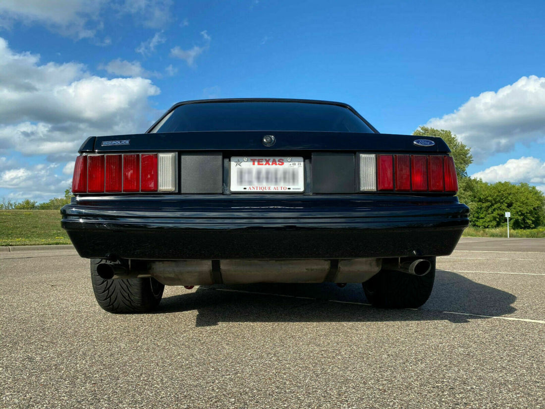 1984 Ford Mustang L - photo 5