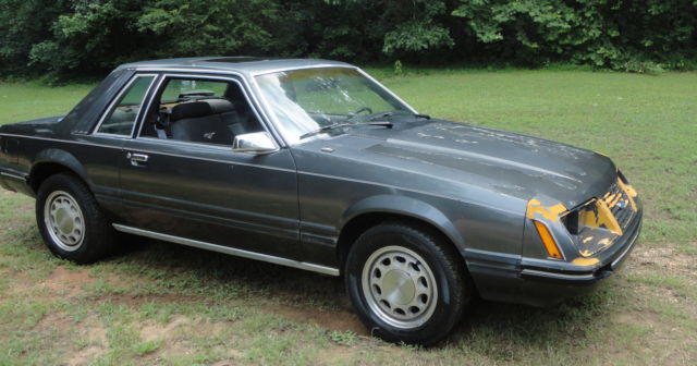 1984 Ford Mustang LX - photo 12