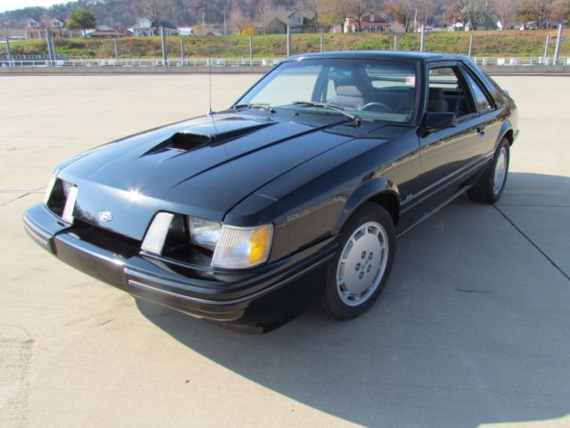 1984 Ford Mustang - photo 9